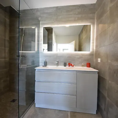 Sejour De Luxe A Golfe Juan, 15 Mn De Cannes Villa