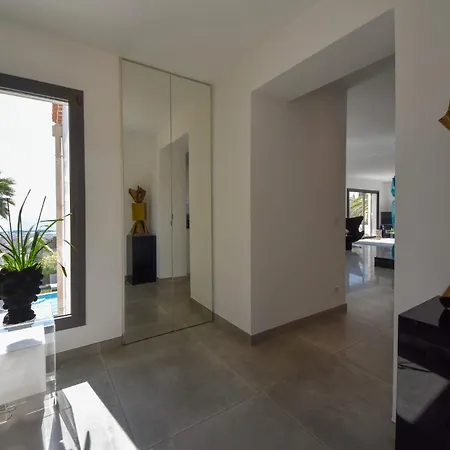 Sejour De Luxe A Golfe Juan, 15 Mn De Cannes Villa